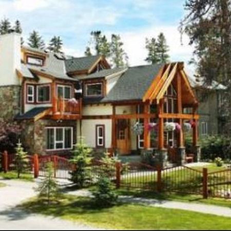 Beaujolais Boutique B&B At Thea'S House Banff Dış mekan fotoğraf