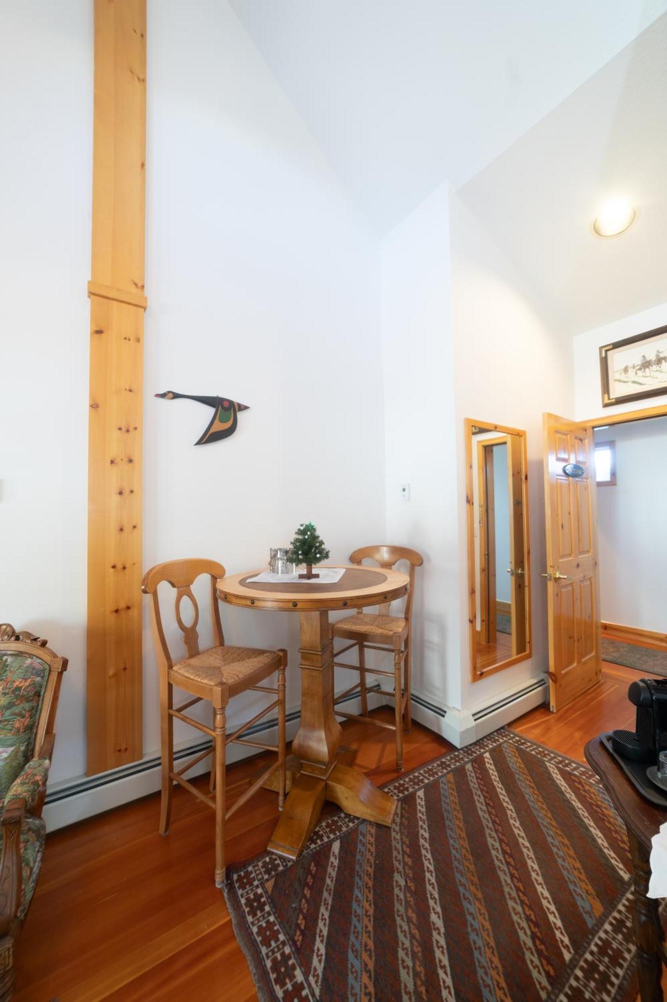 Beaujolais Boutique B&B At Thea'S House Banff Dış mekan fotoğraf