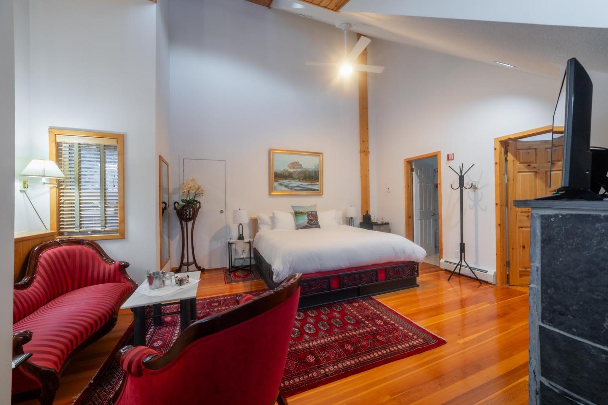 Beaujolais Boutique B&B At Thea'S House Banff Dış mekan fotoğraf